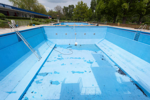Best Local water damage restoration  in Arnold Line, MS